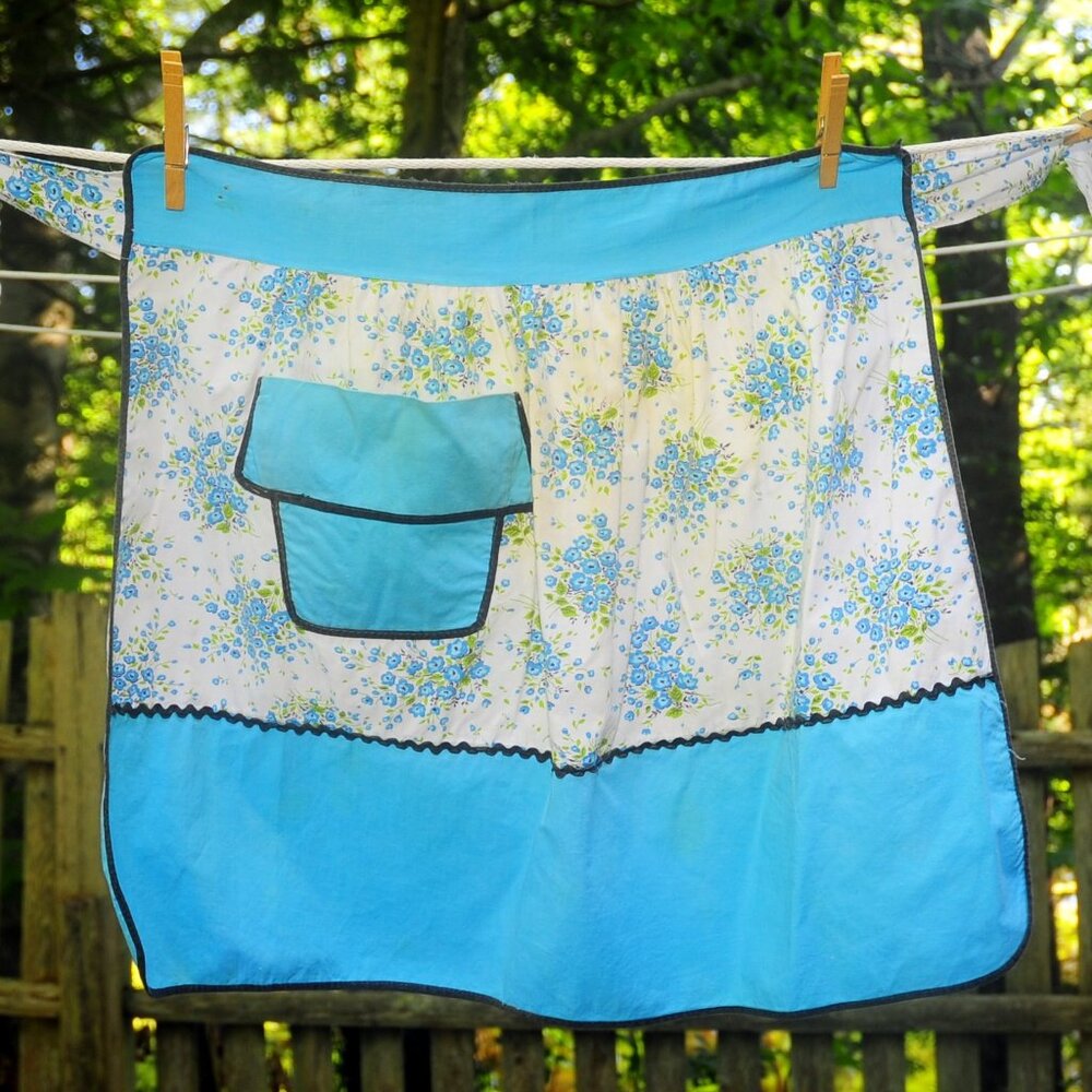 VTG 70's Turquoise Floral Hostess Half Apron Flowerpot Pocket Ric Rack Trim
